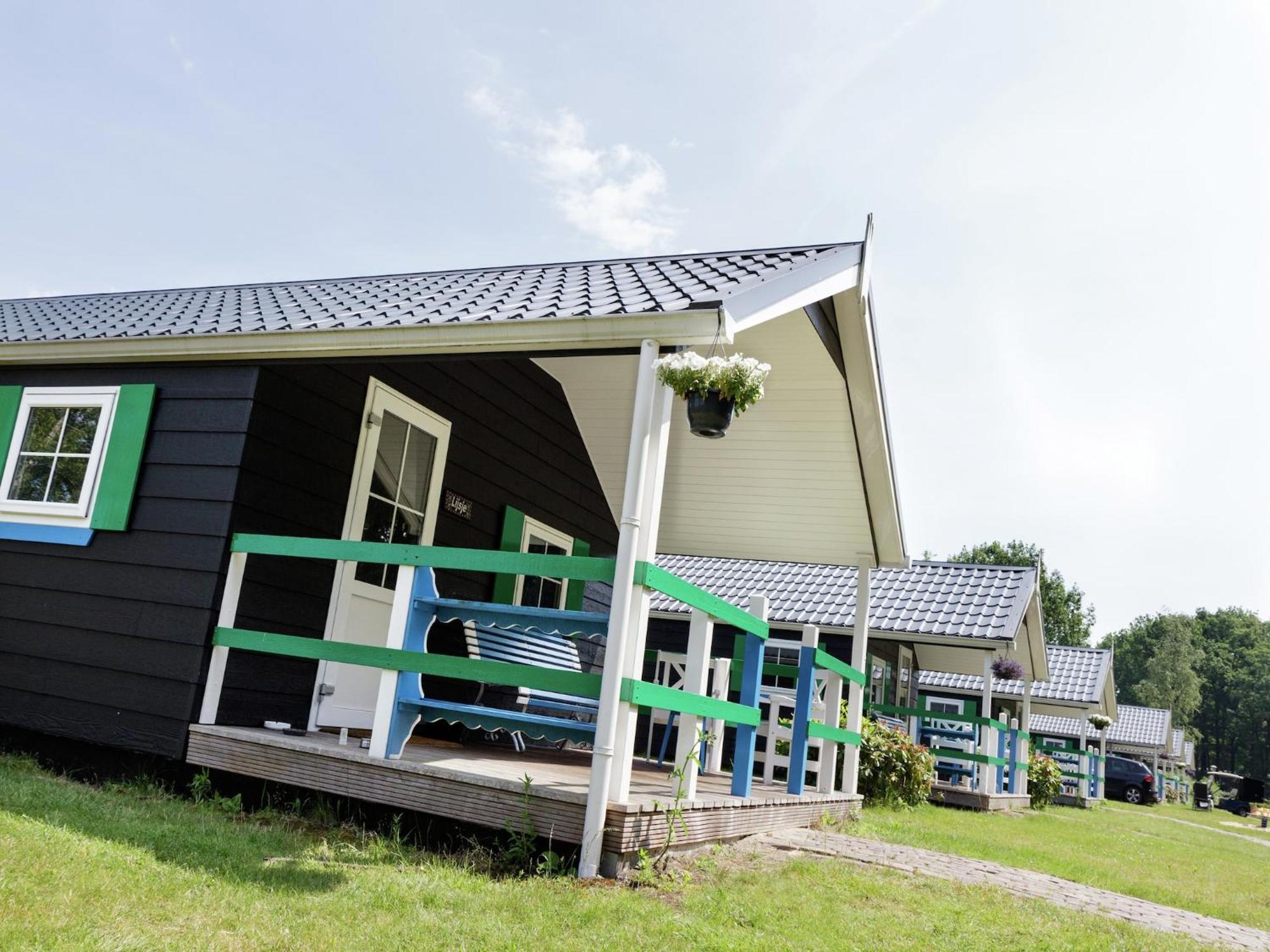 Chalet With Dishwasher, In Natural Environment IJhorst المظهر الخارجي الصورة
